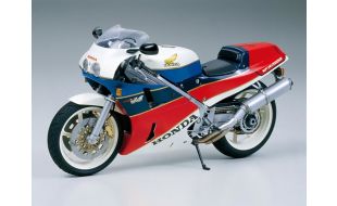 Tamiya 1/12 Scale Honda VFR750R Model Kit