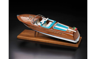 Amati 1/10 Scale Riva Aquarama Kit and Motor & Transmission Set Deal