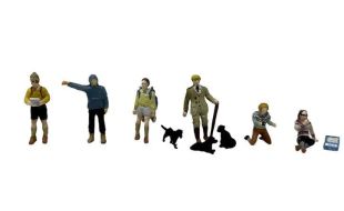 Branchline Hikers and Dog Walkers OO Gauge