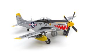 Tamiya 1/32 Scale North American F-51D Mustang Korean War Model Kit