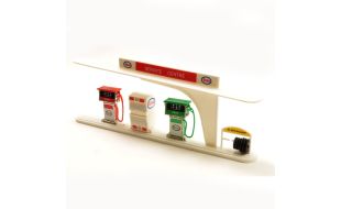 Model Garage Forecourt Set