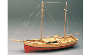 Mantua Models 1/35 Scale Capri Boat Model Kit