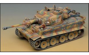 Academy 1/35 Scale Tiger 1 Early Version with Interior Model Kit