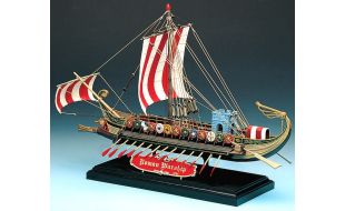 Academy 1/72 Scale Roman Warship Model Kit