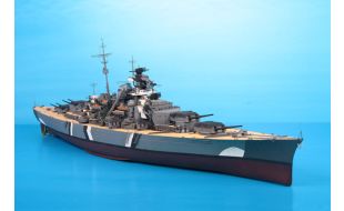 Trumpeter 1/200 Scale Bismarck 1941 Model Kit