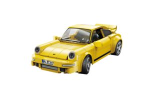 CaDa 1/20 Scale RUF CTRE 2017 Yellowbird Model Kit
