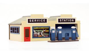Kitmaster Petrol Station Kit