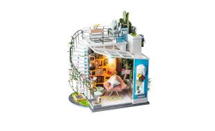 Rolife Dora's Loft DIY Miniature Dollhouse Kit