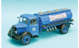 Emhar 1/24 Scale Bedford OLB LWB O Series 5-ton Tanker Model Kit