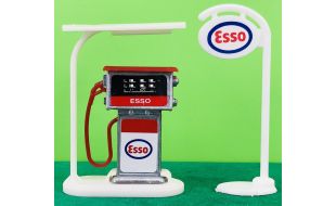 Model Garage Fuel Pump and Esso Sign Set