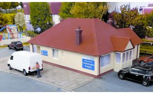 Fordhampton Rest Home/ Doctor's Surgery Kit OO Gauge