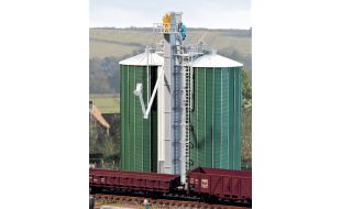 Fordhampton Grain Silos Kit OO Gauge