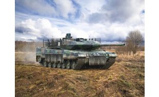 ICM 1/72 Scale Leopard 2A6, Armed Forces of Ukraine Model Kit