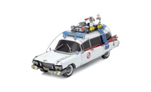 Metal Earth Ghostbusters ECTO-1 3D Metal Model Kit
