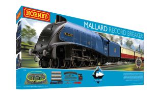 Hornby Mallard Record Breaker Train Set