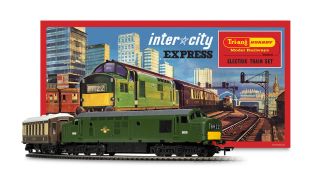 Hornby Tri-ang Railways Remembered: RS9 'Intercity Express' Train Set OO Gauge