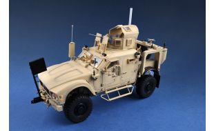 Trumpeter 1/72 Scale US Army M1240 M-ATV MRAP Vehicle Model Kit