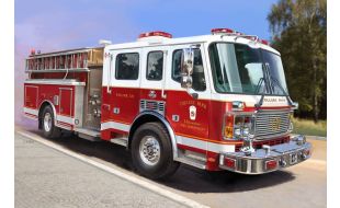 Trumpeter 1/72 Scale US Army American LaFrance Eagle Fire Pumper Vehicle Model Kit