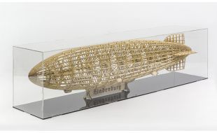 DW 1/408 Scale Hindenburg Zeppelin and Dust Cover Wooden Model Kit