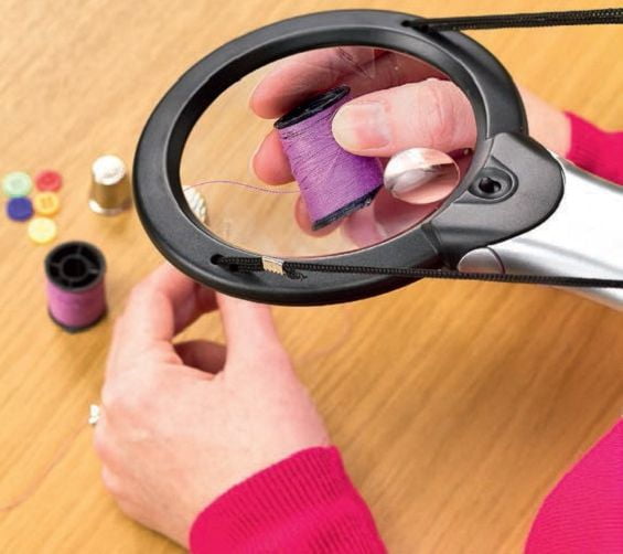 Hobby Magnifier with Daylight LED